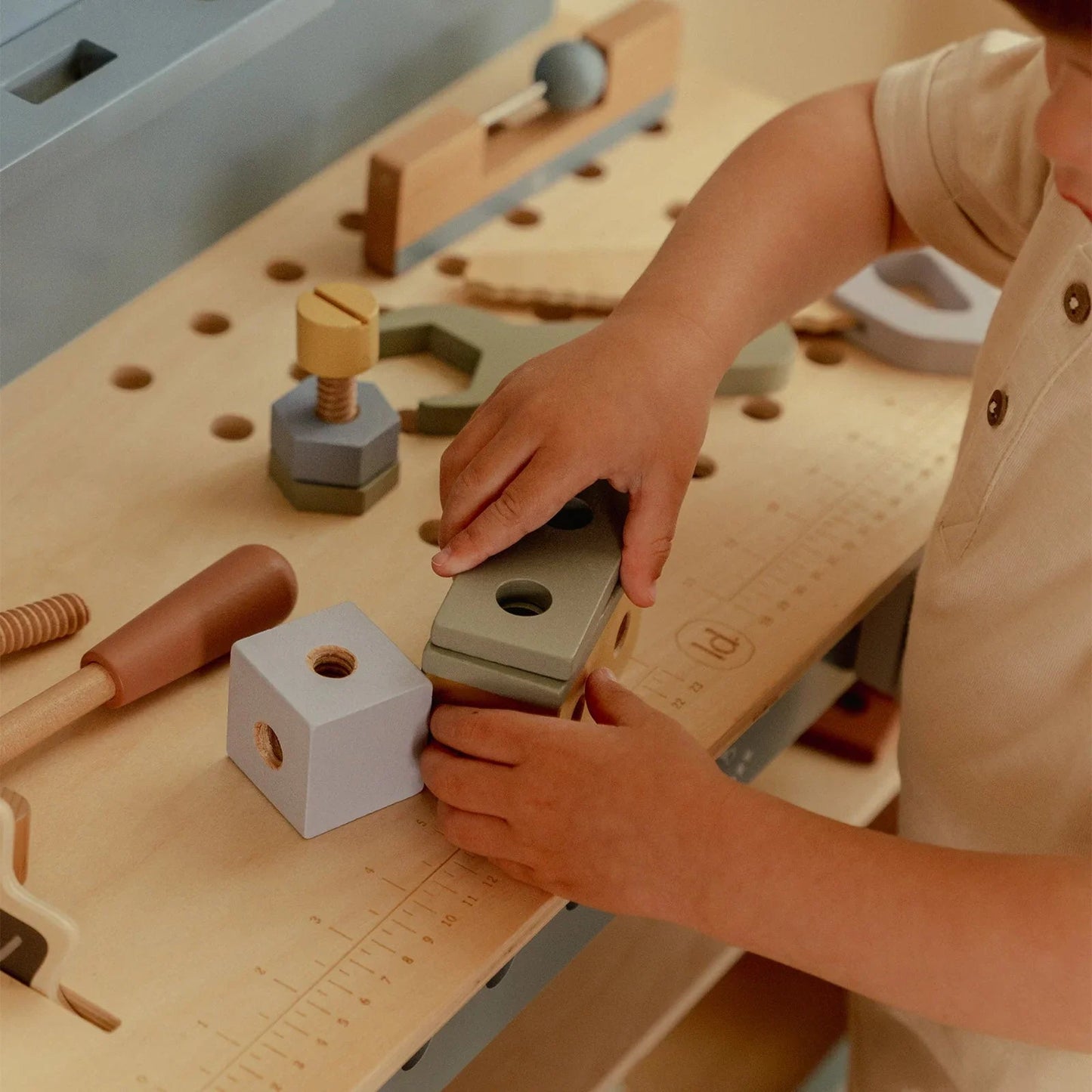 Little Dutch Wooden Workbench